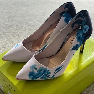 Ted Baker London Floral Satin Pointed Toe Pumps Blue White Rose Gold Sz 5  35.5
